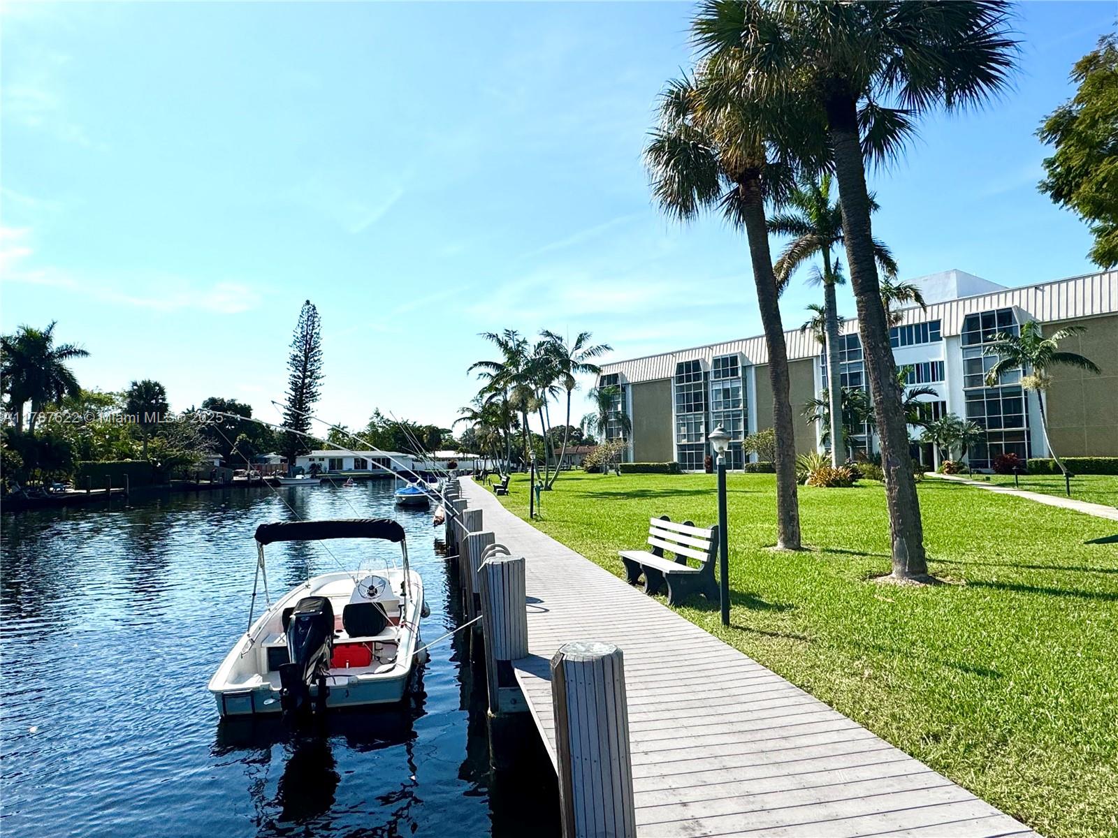Rental Property at 2970 Ne 16th Ave B-210, Oakland Park, Miami-Dade County, Florida - Bedrooms: 1 
Bathrooms: 1  - $1,830 MO.
