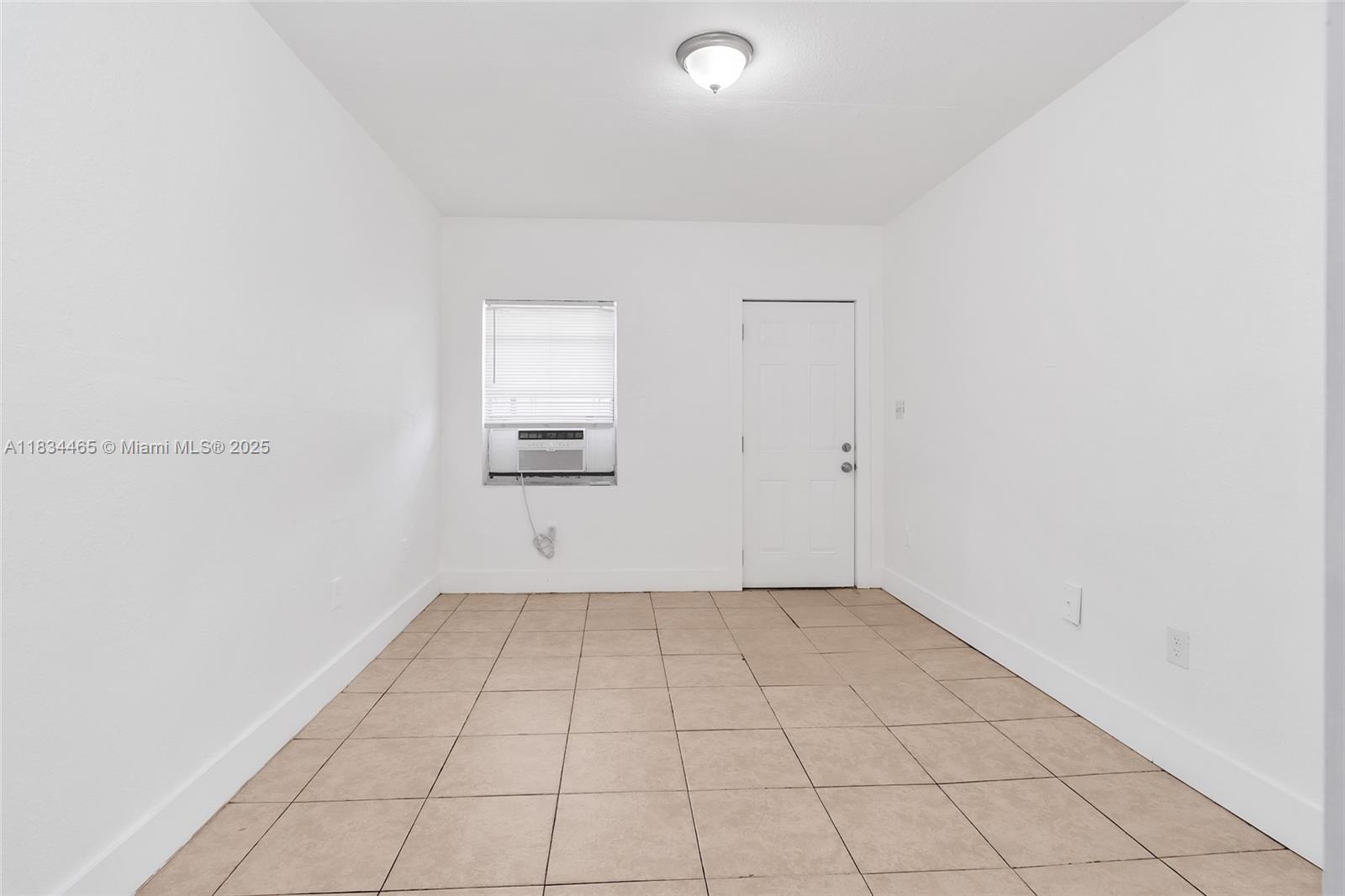 2050 Lincoln Ave 3