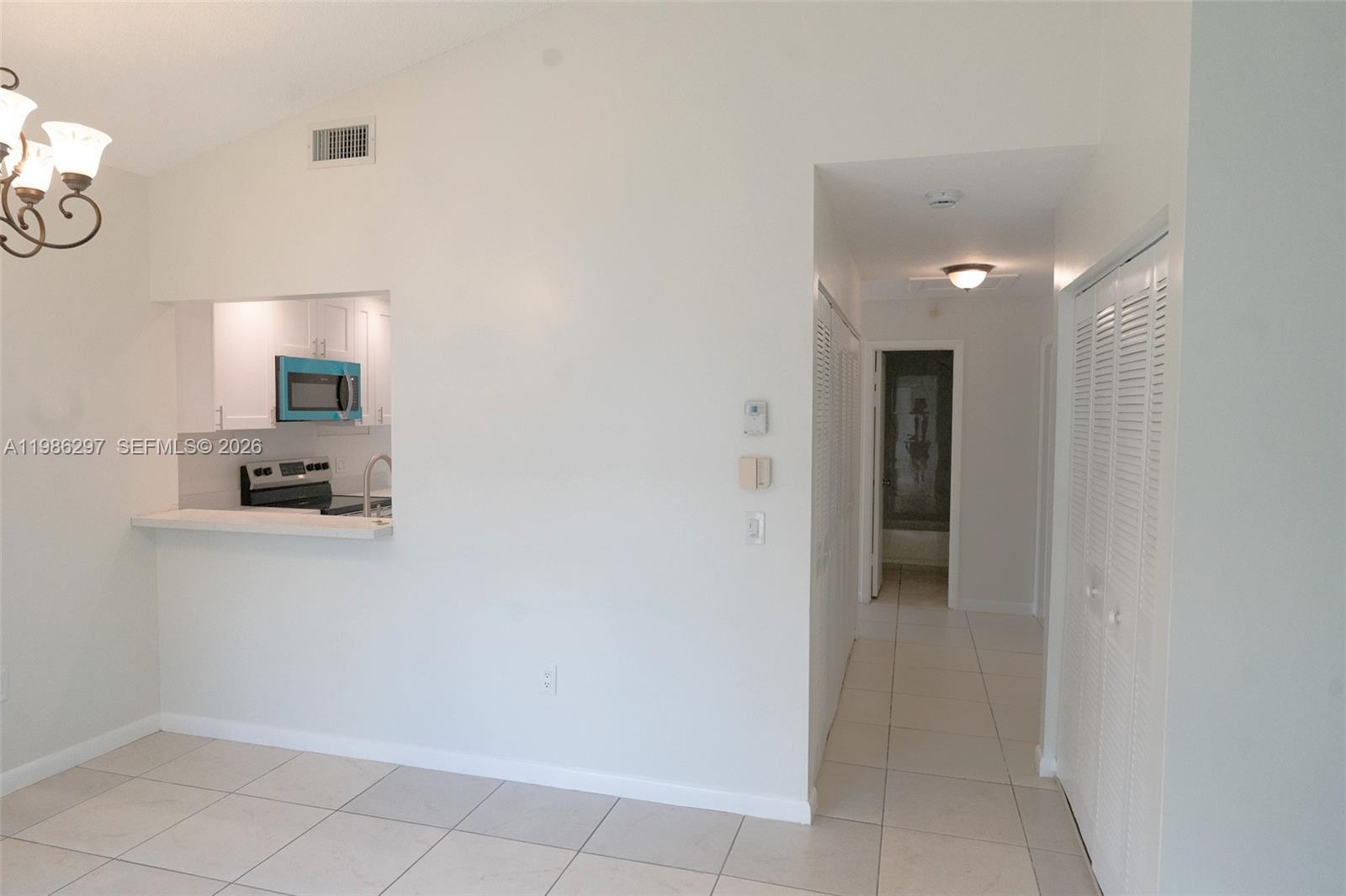 OAK PARK SEC 5 - Residential Lease