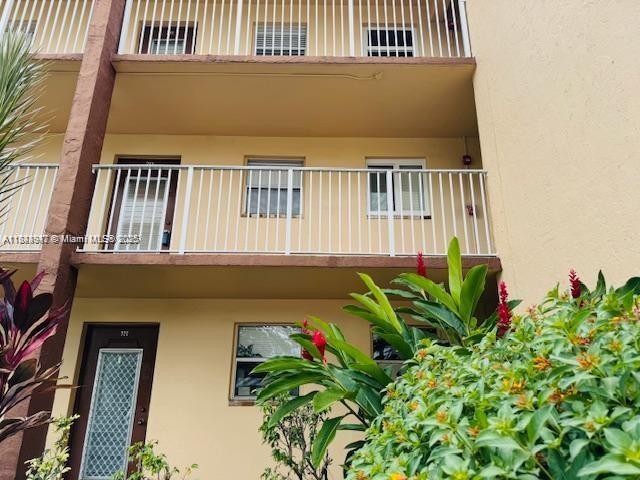 SUNRISE LAKES 70 CONDO - Residential