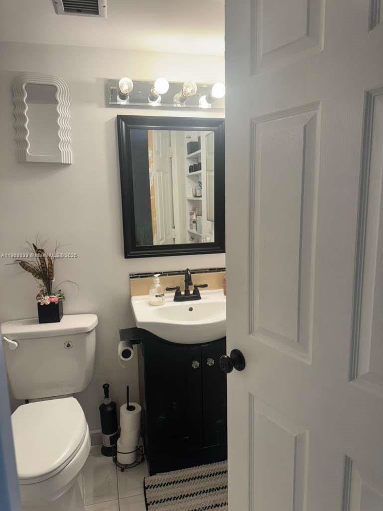 MANORS OF INVERRARY XII - Residential