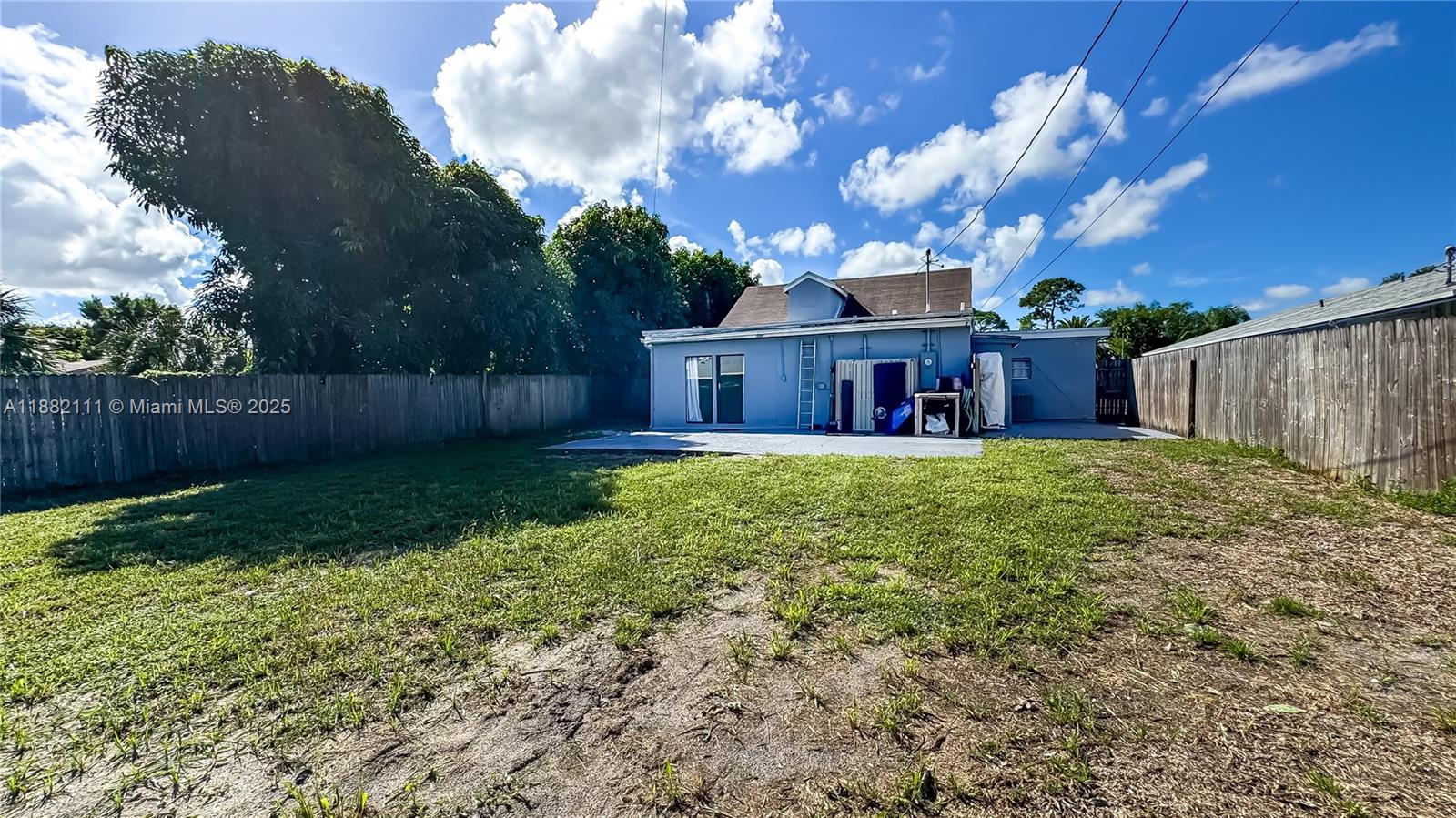 COUNTRY CLUB ACRES 4 - Residential Lease