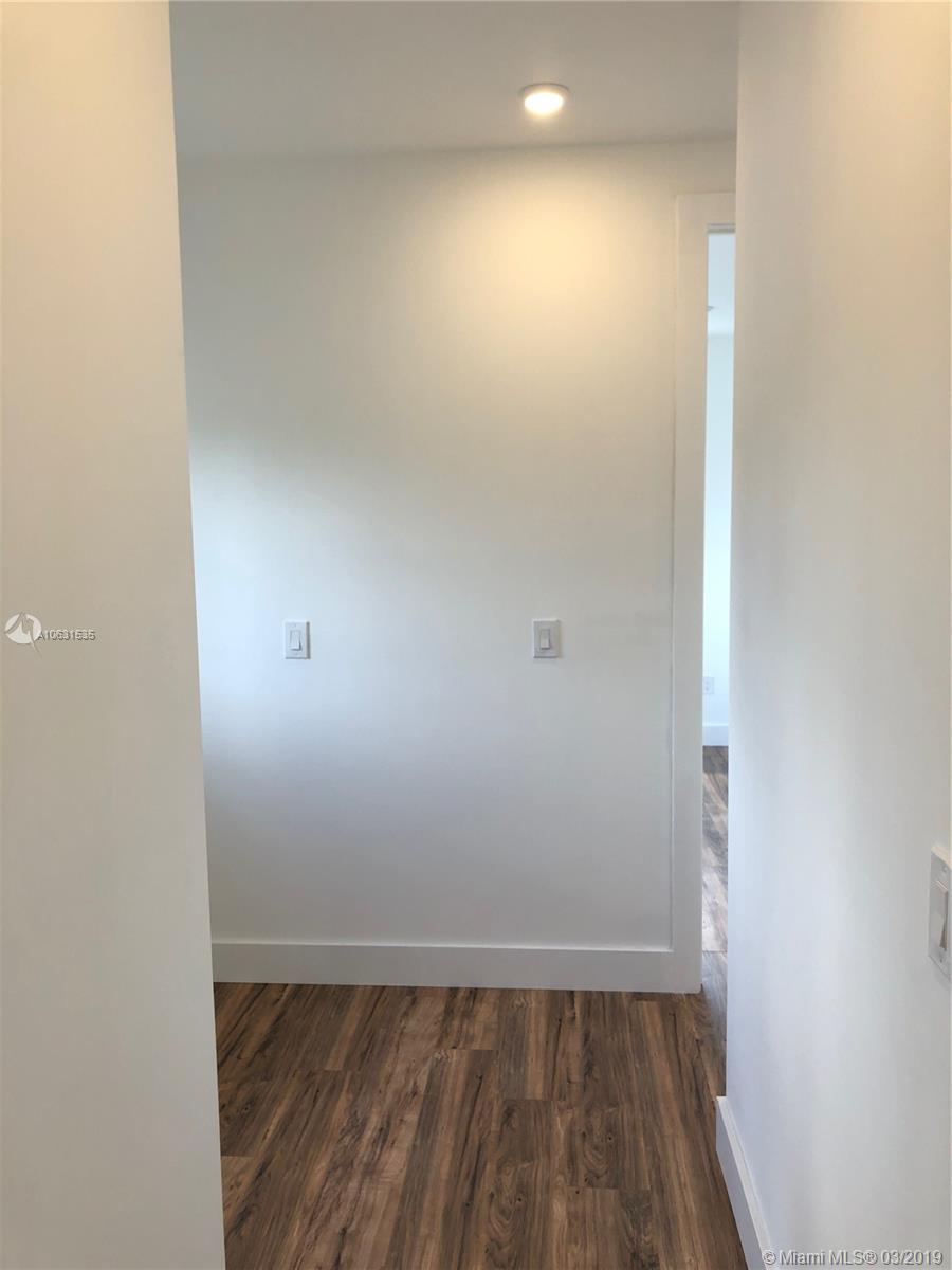 WELWYN MANOR - Residential