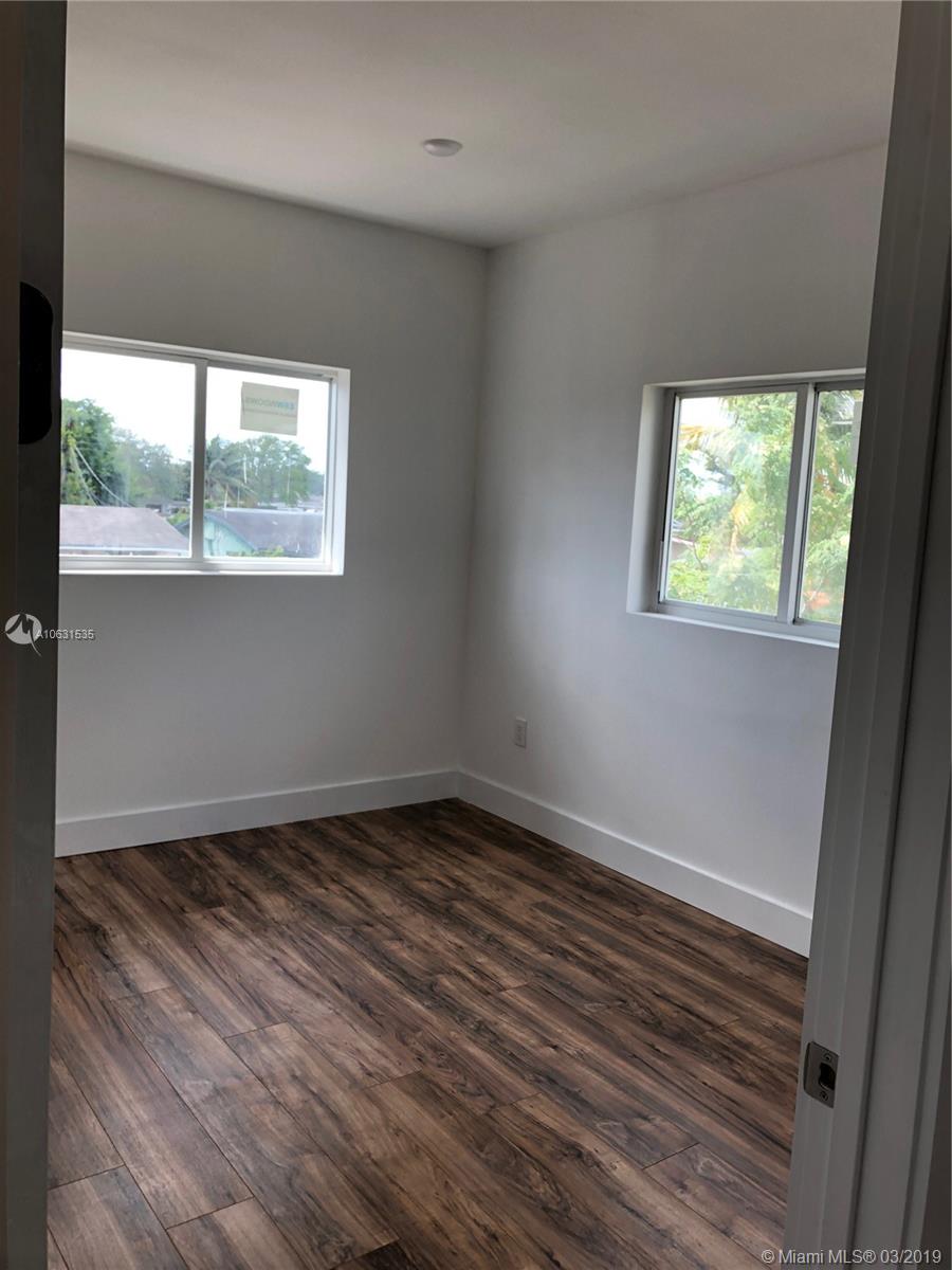 WELWYN MANOR - Residential