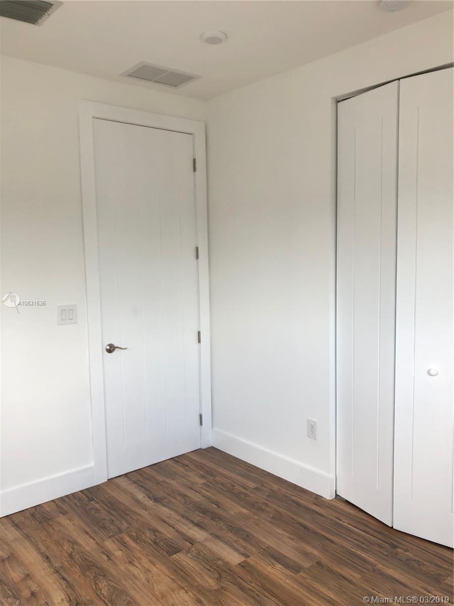 WELWYN MANOR - Residential