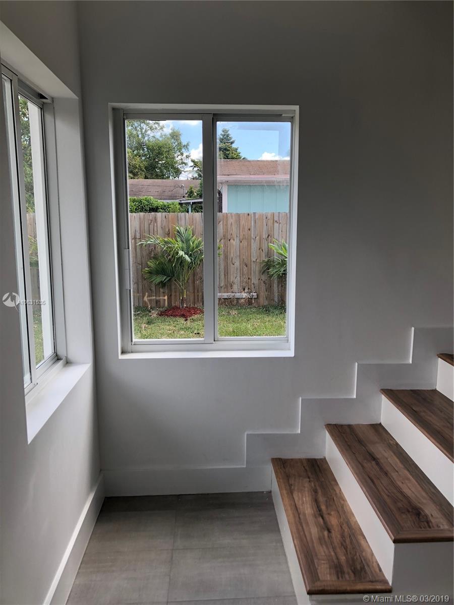 WELWYN MANOR - Residential