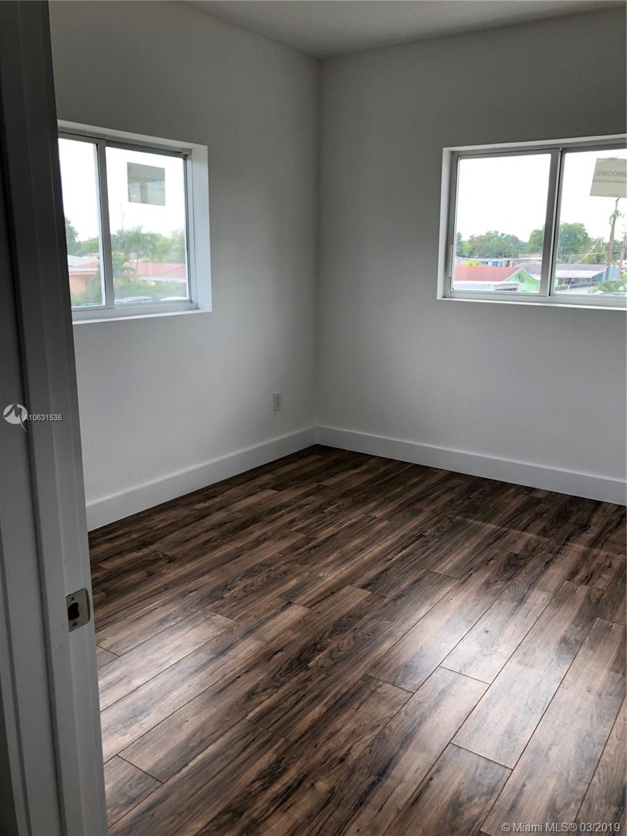 WELWYN MANOR - Residential