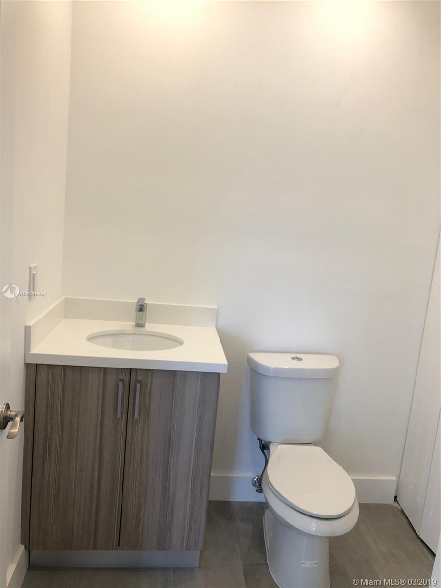 WELWYN MANOR - Residential
