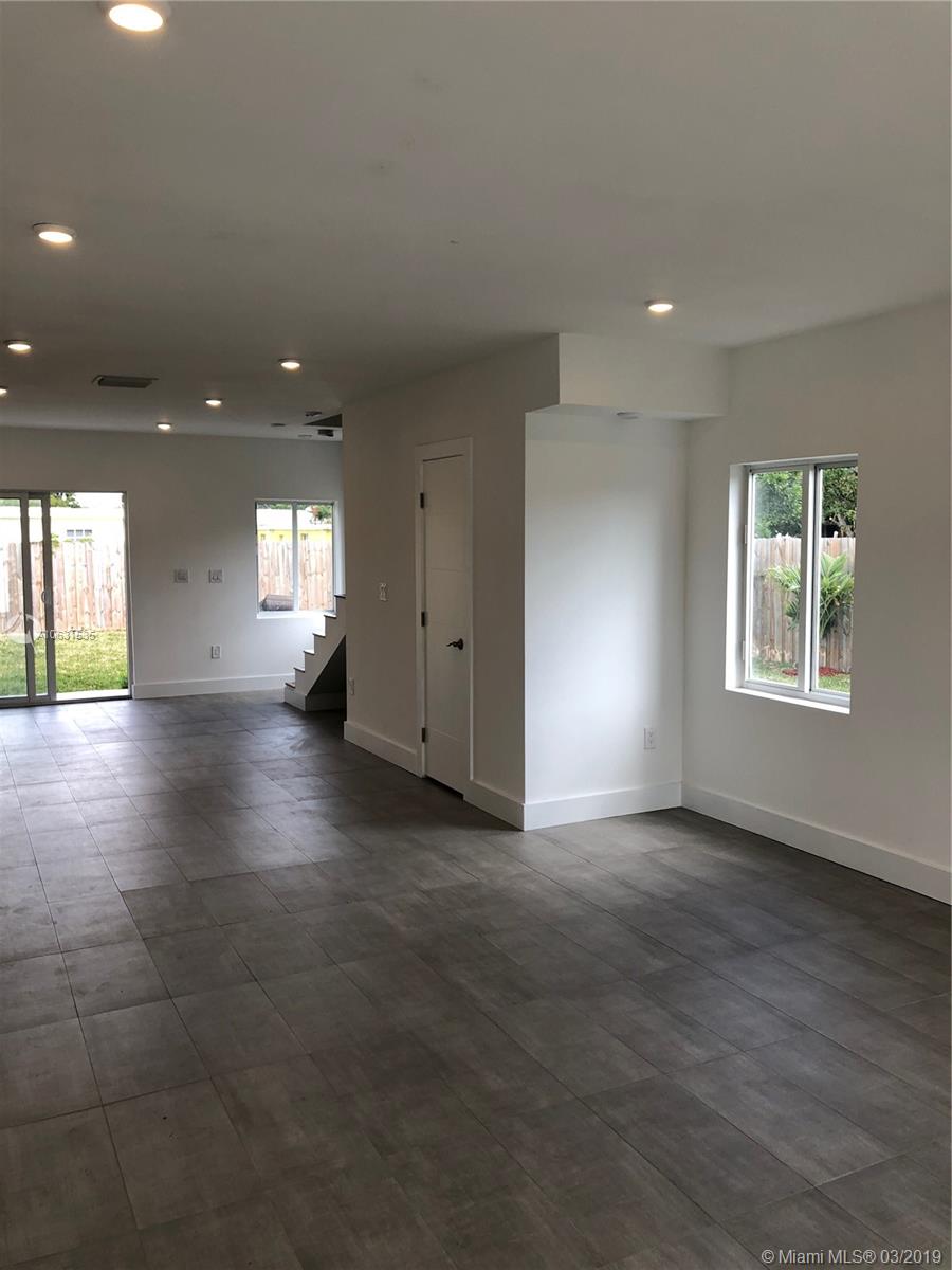 WELWYN MANOR - Residential