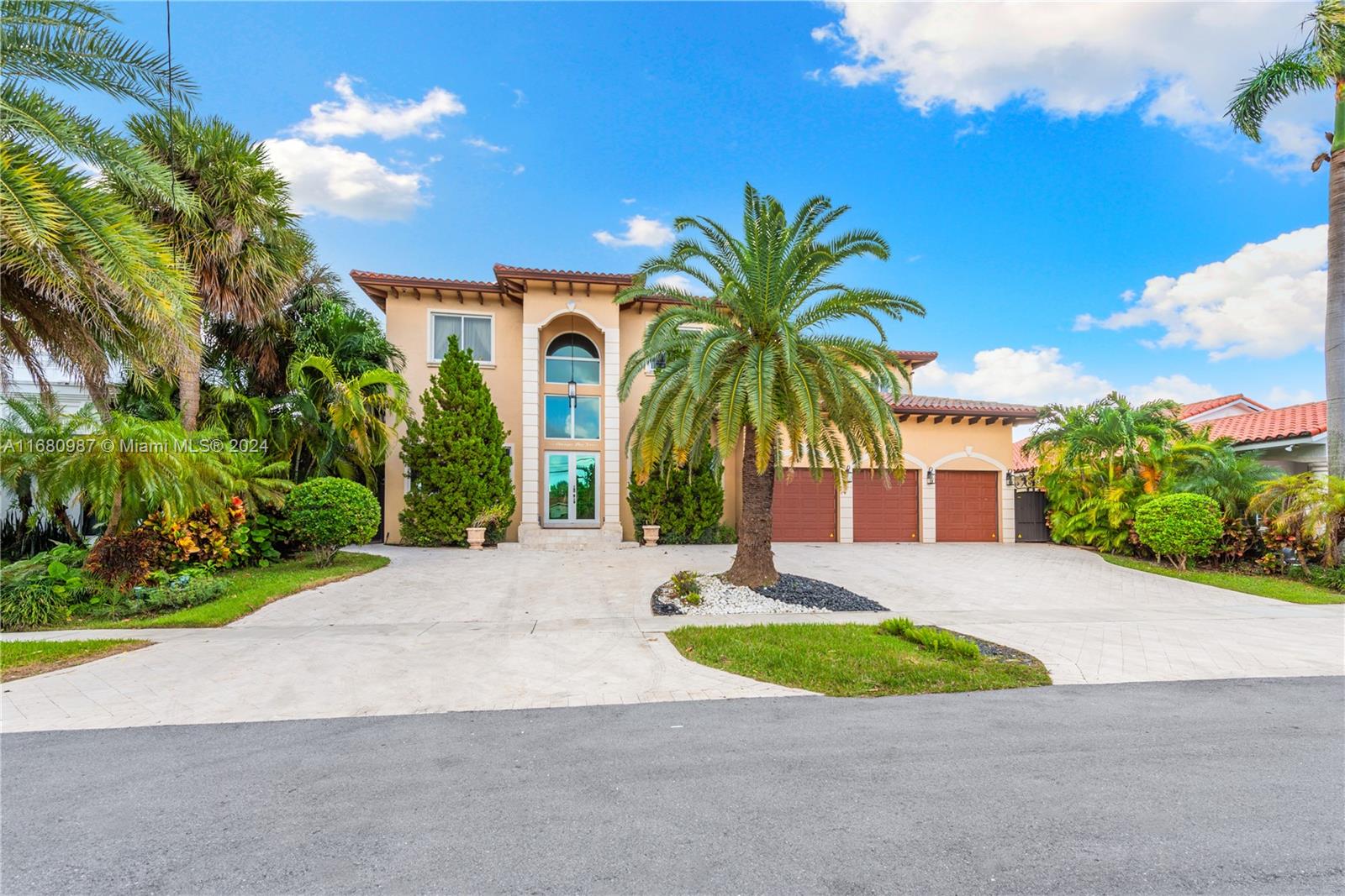 13255 Biscayne Bay Ter
