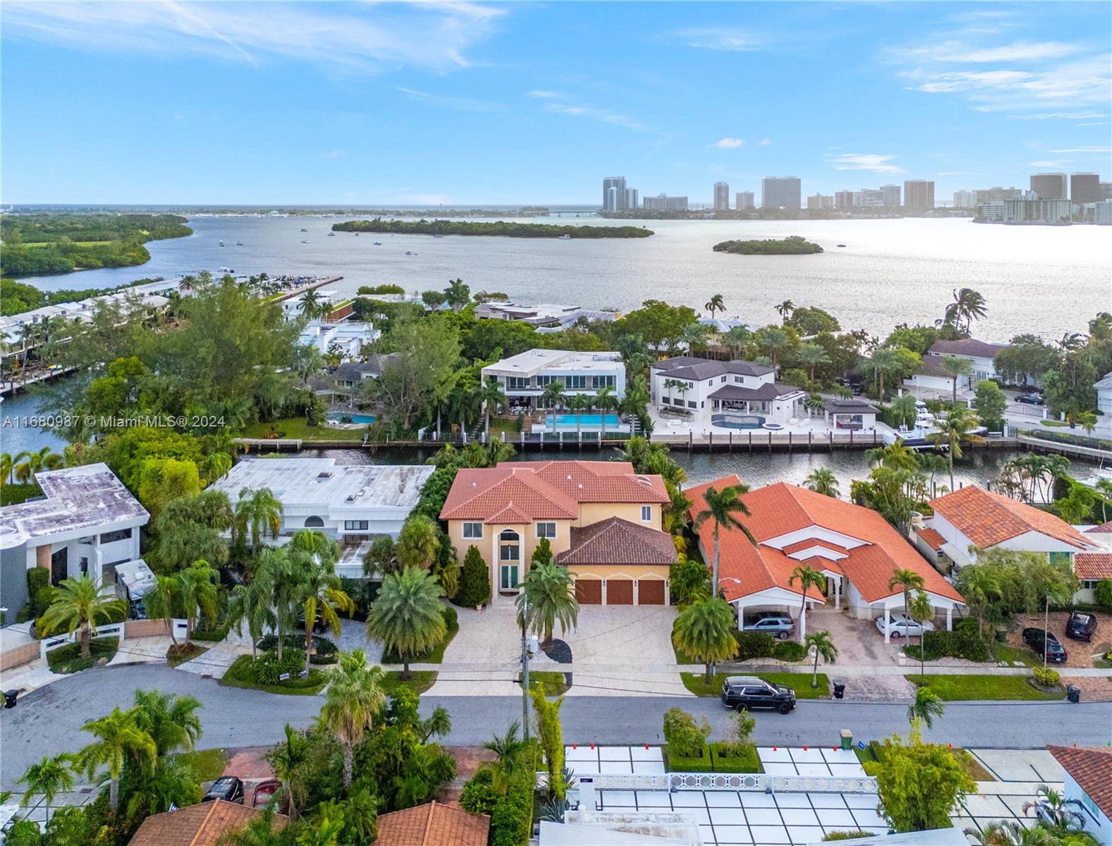 13255 Biscayne Bay Ter