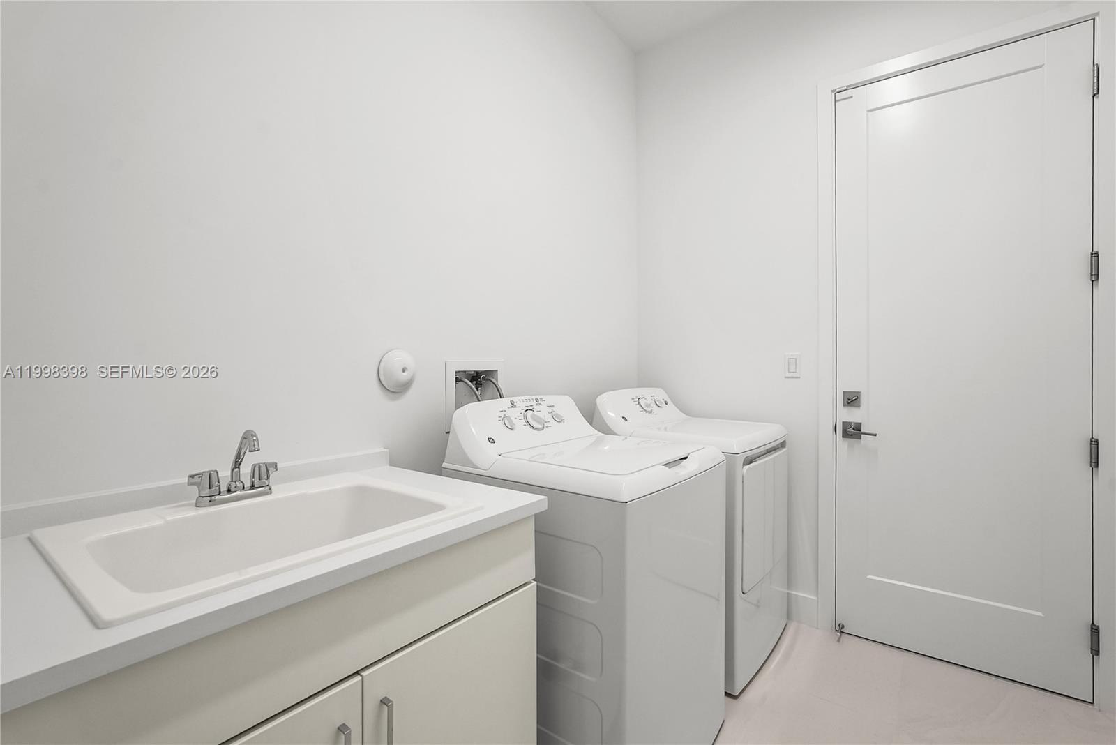 Lotus Edge - Residential Lease