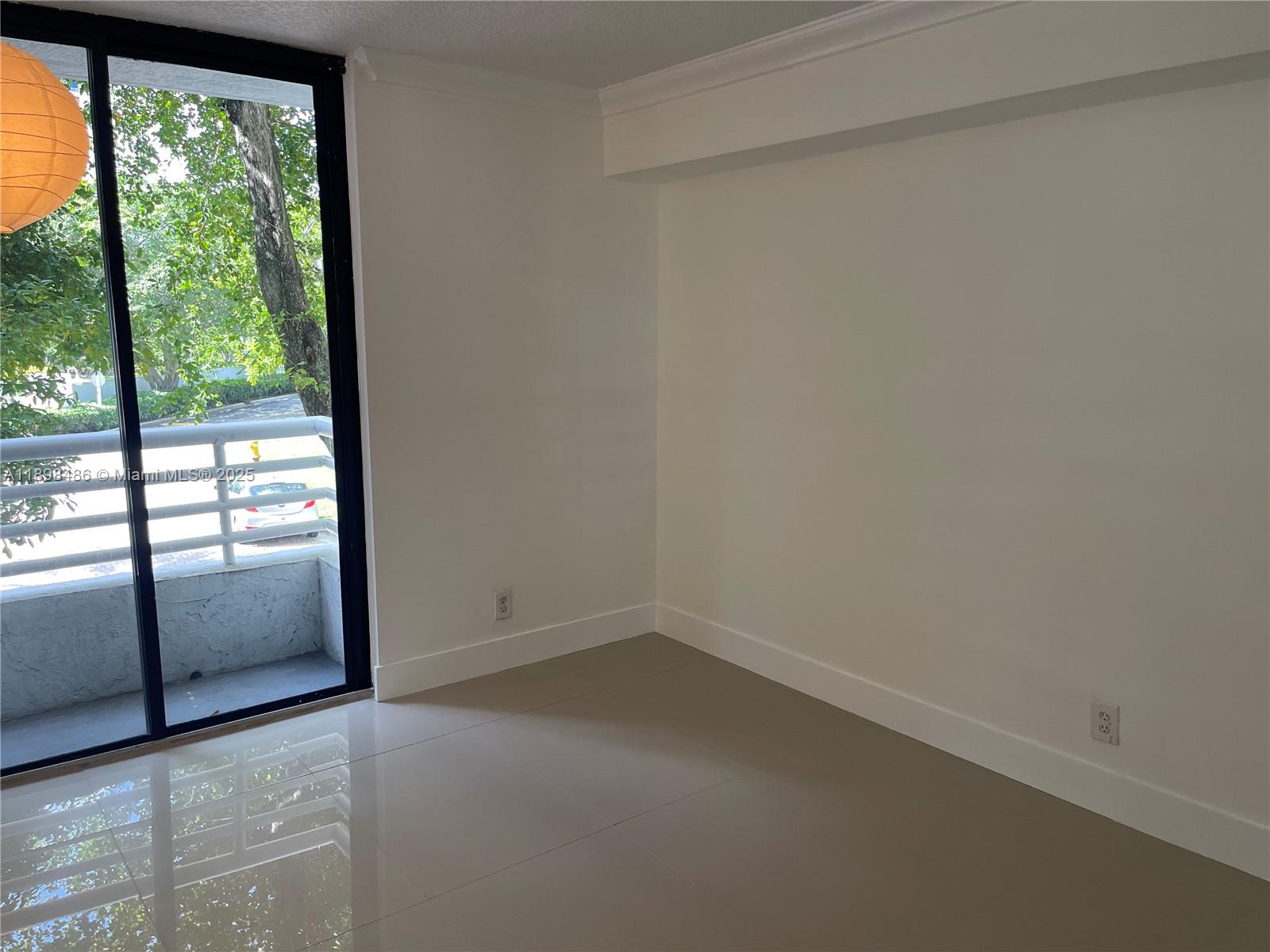 PARC CENTRAL AVENTURA EAS - Residential Lease