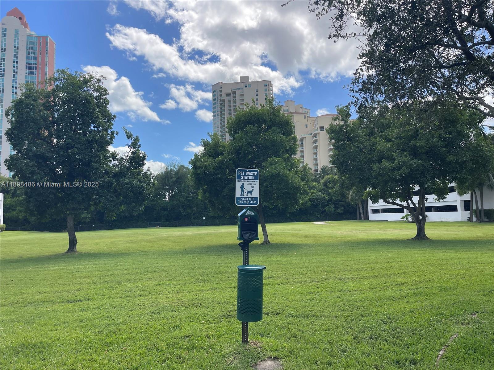 PARC CENTRAL AVENTURA EAS - Residential Lease