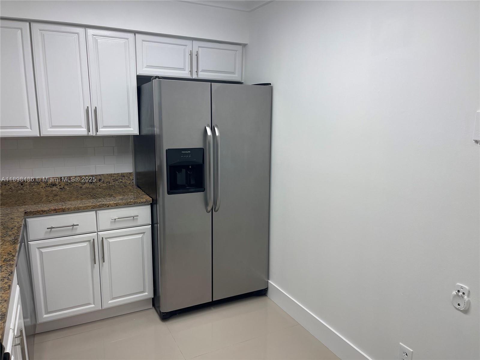 PARC CENTRAL AVENTURA EAS - Residential Lease