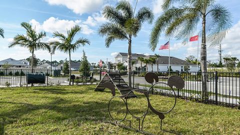 Tiny photo for 657 SE Ranch Oak Circle, Port St Lucie, FL 34984 (MLS # A12008402)