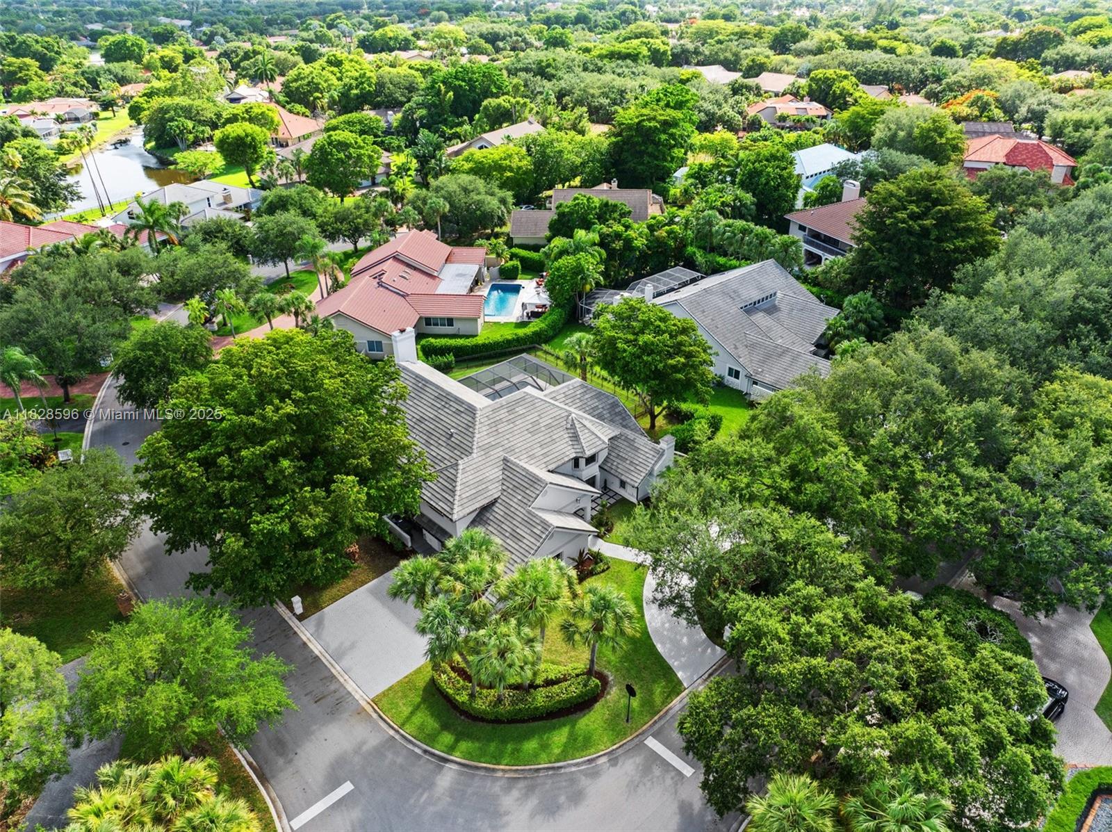 1706 Vestal Dr