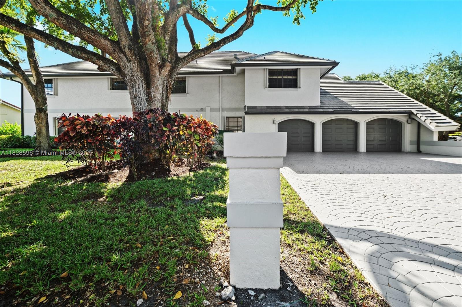 1706 Vestal Dr