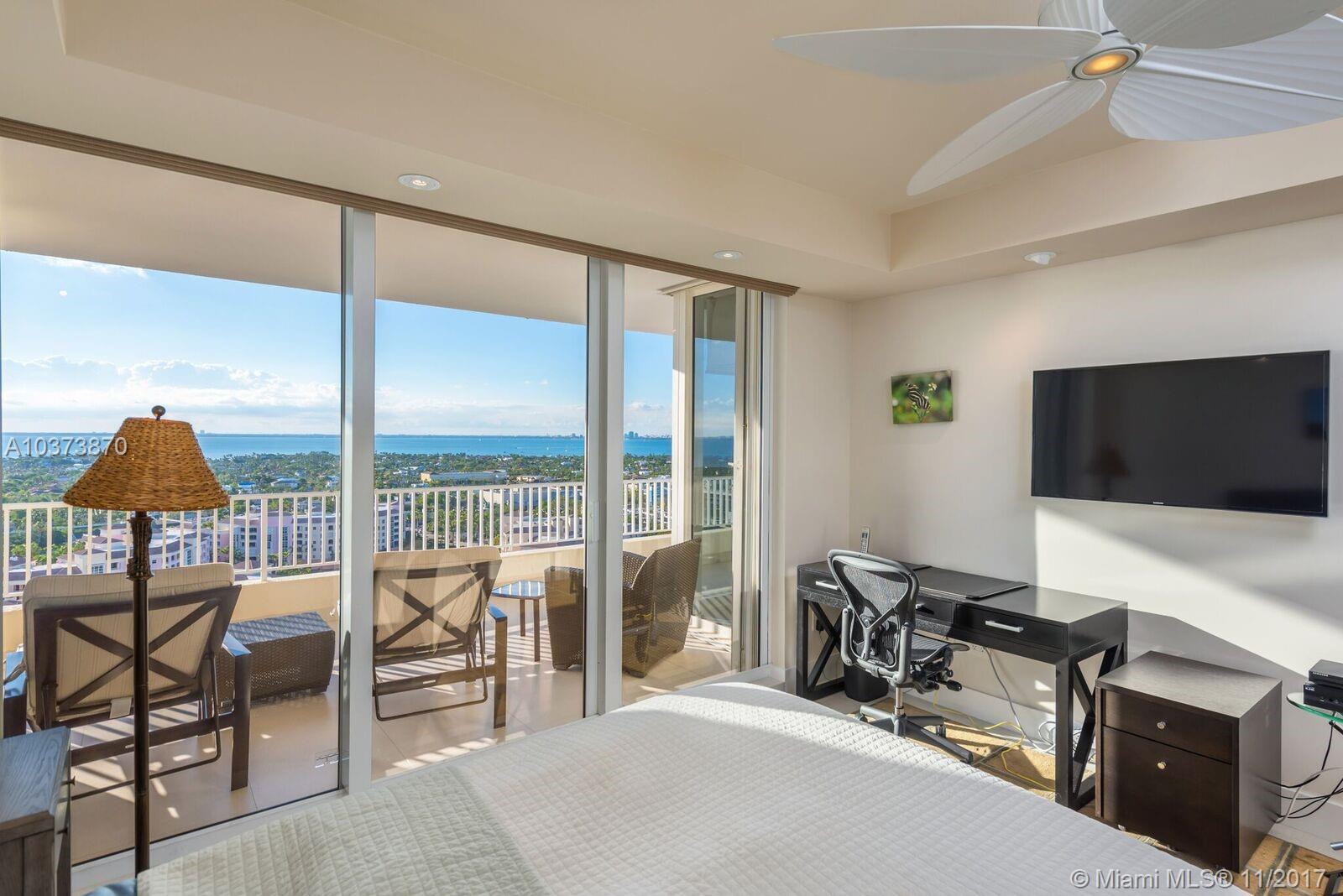 CLUB TOWER TWO CONDO - Residential