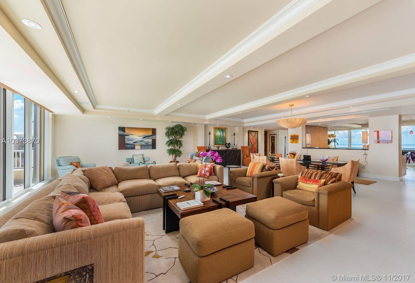 CLUB TOWER TWO CONDO - Residential