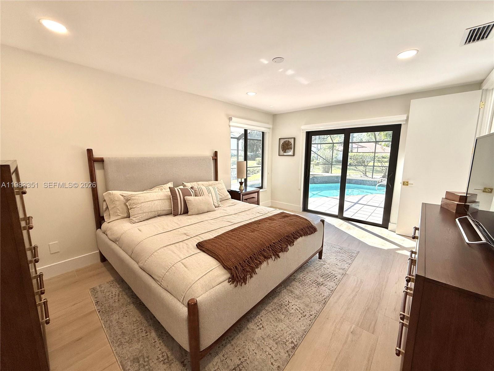 HOLLOWS OF DEER CREEK - Residential