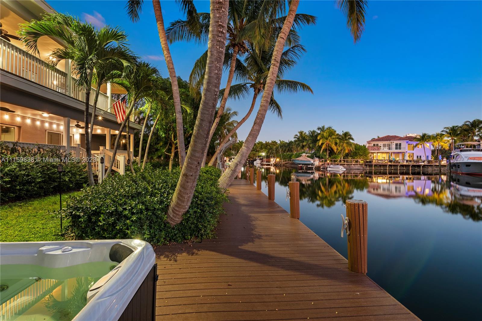 HOLLYWOOD GOLF ESTATES SE - Residential