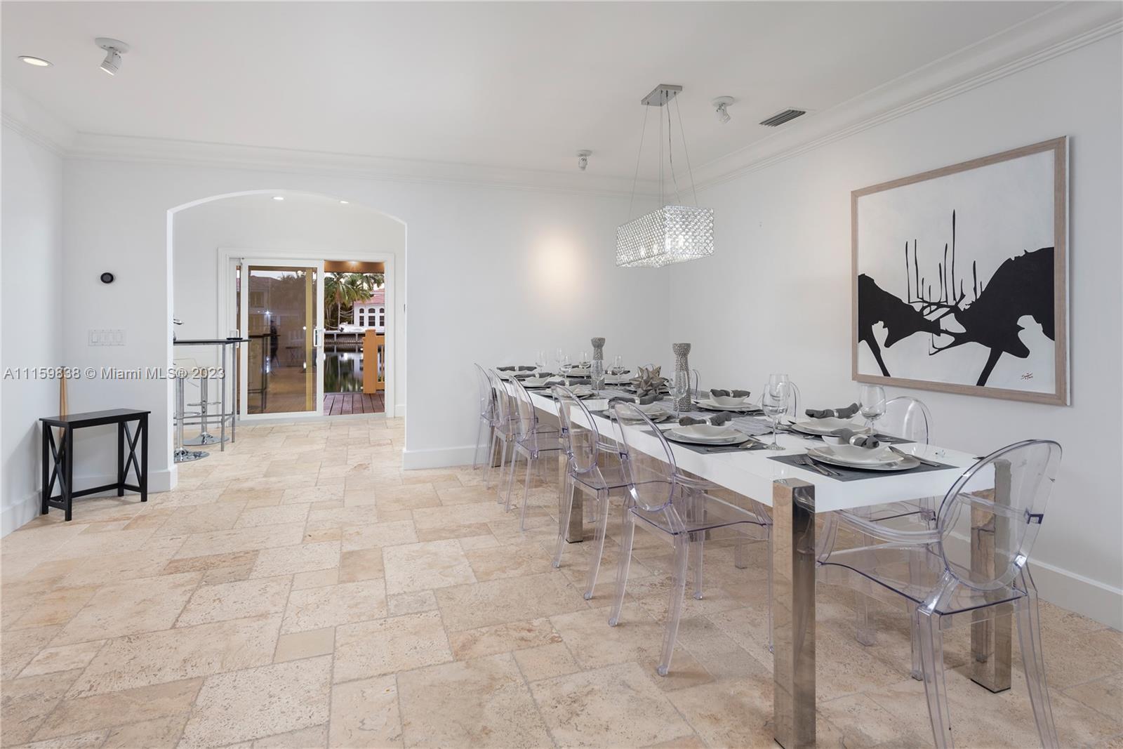 HOLLYWOOD GOLF ESTATES SE - Residential