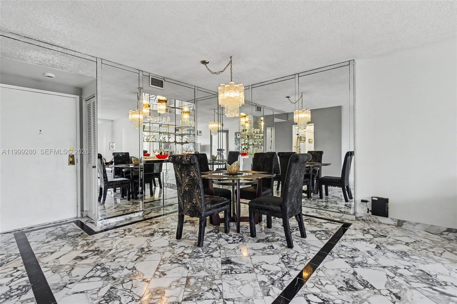 HILLCREST EAST NO 23 COND - Residential