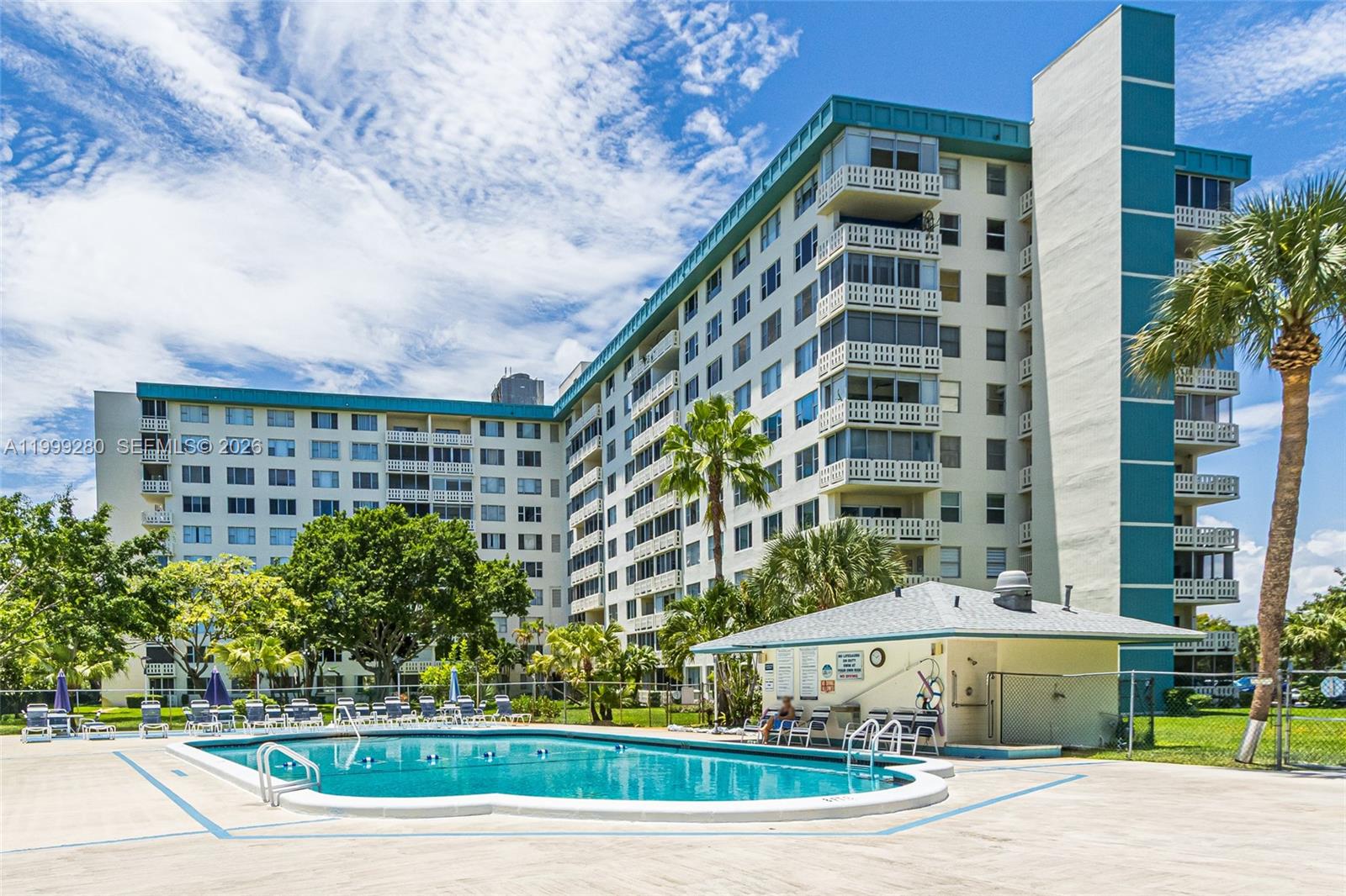 HILLCREST EAST NO 23 COND - Residential