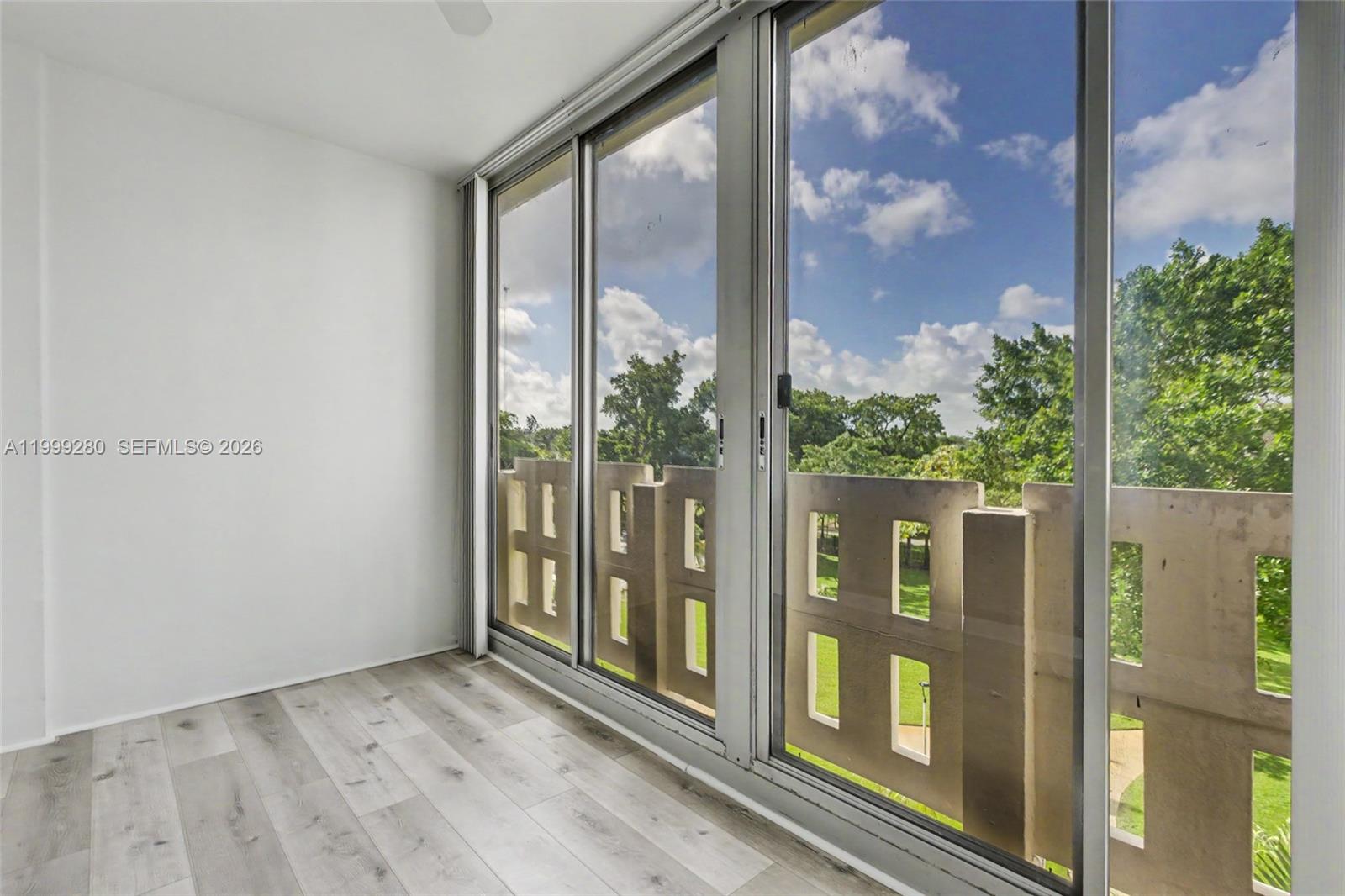 HILLCREST EAST NO 23 COND - Residential