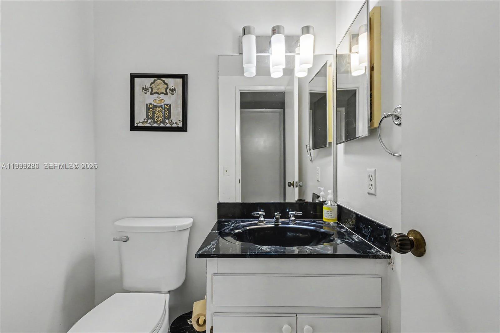 HILLCREST EAST NO 23 COND - Residential