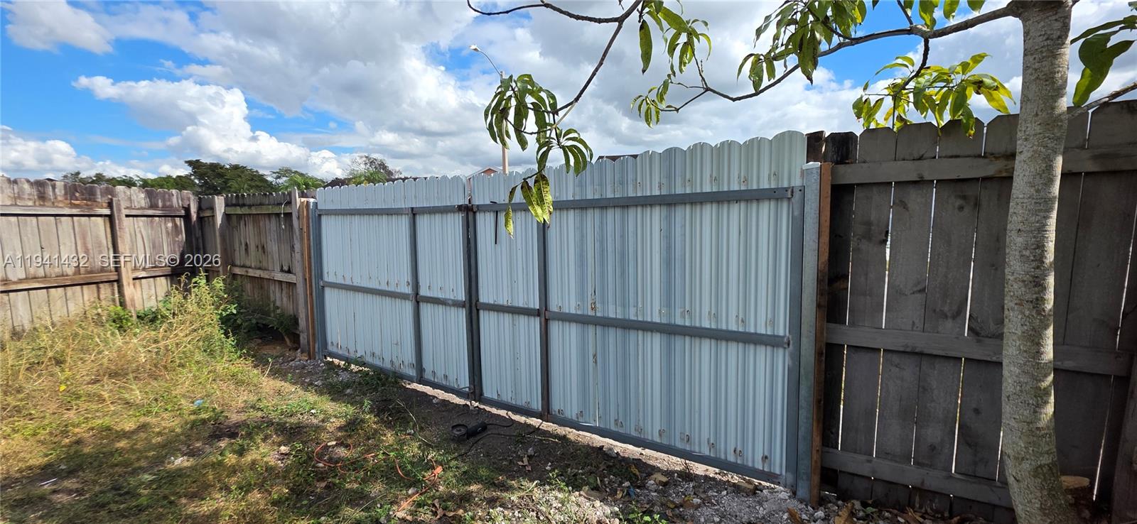 WESTWIND LAKES SEC 5 - Residential Lease