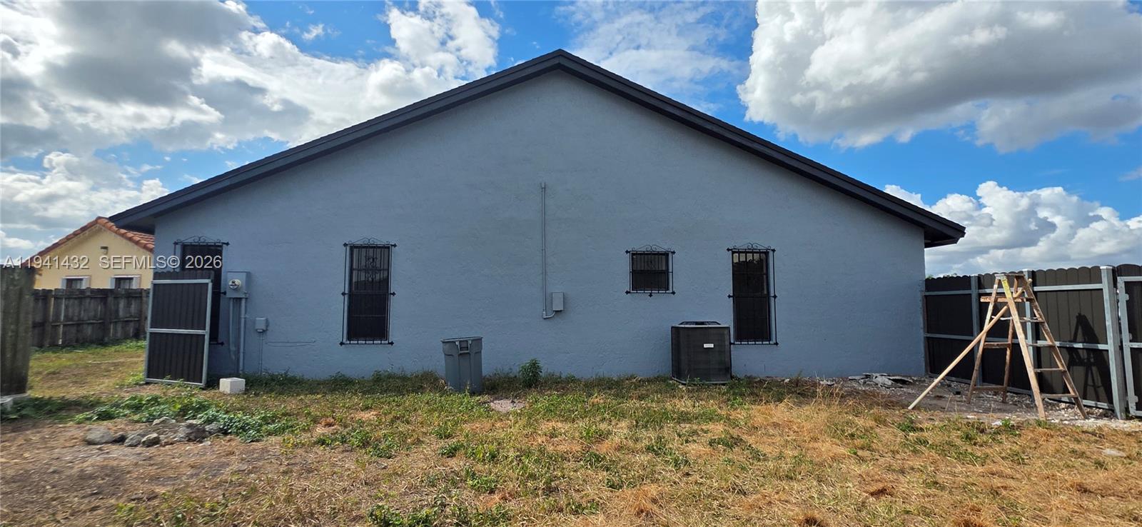 WESTWIND LAKES SEC 5 - Residential Lease