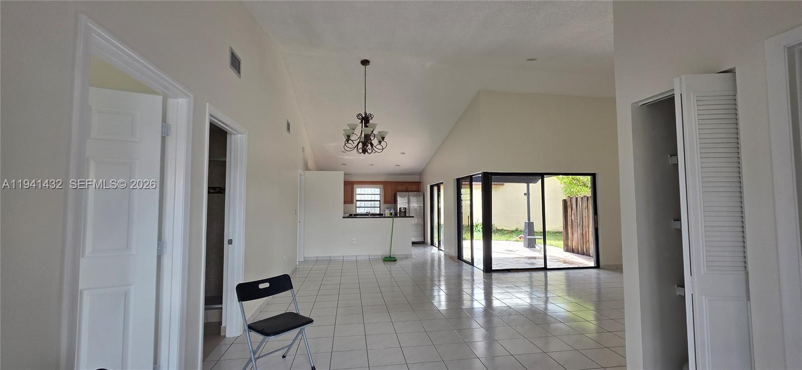 WESTWIND LAKES SEC 5 - Residential Lease