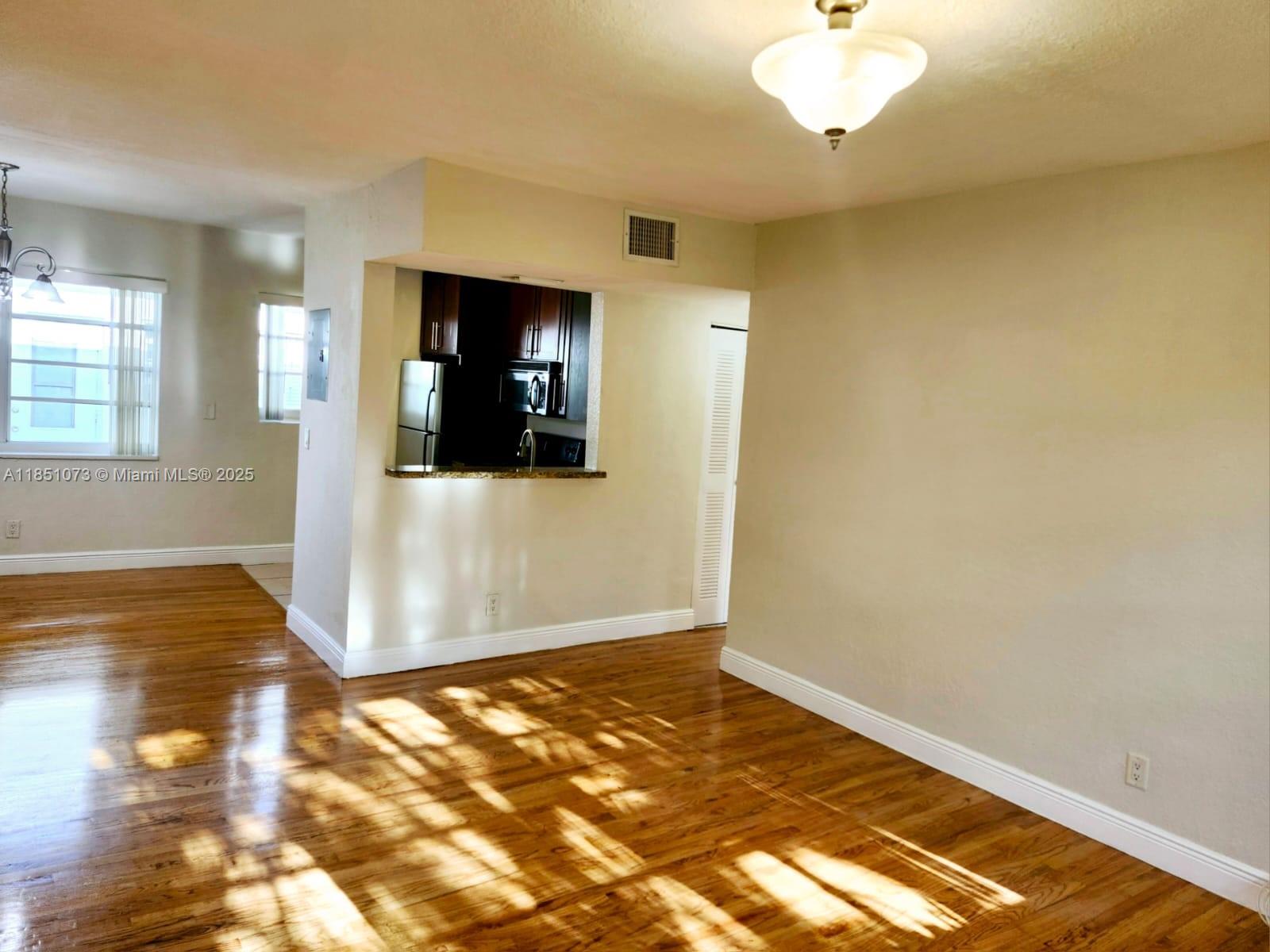 RITZ ROYAL PALM CONDO - Residential Lease