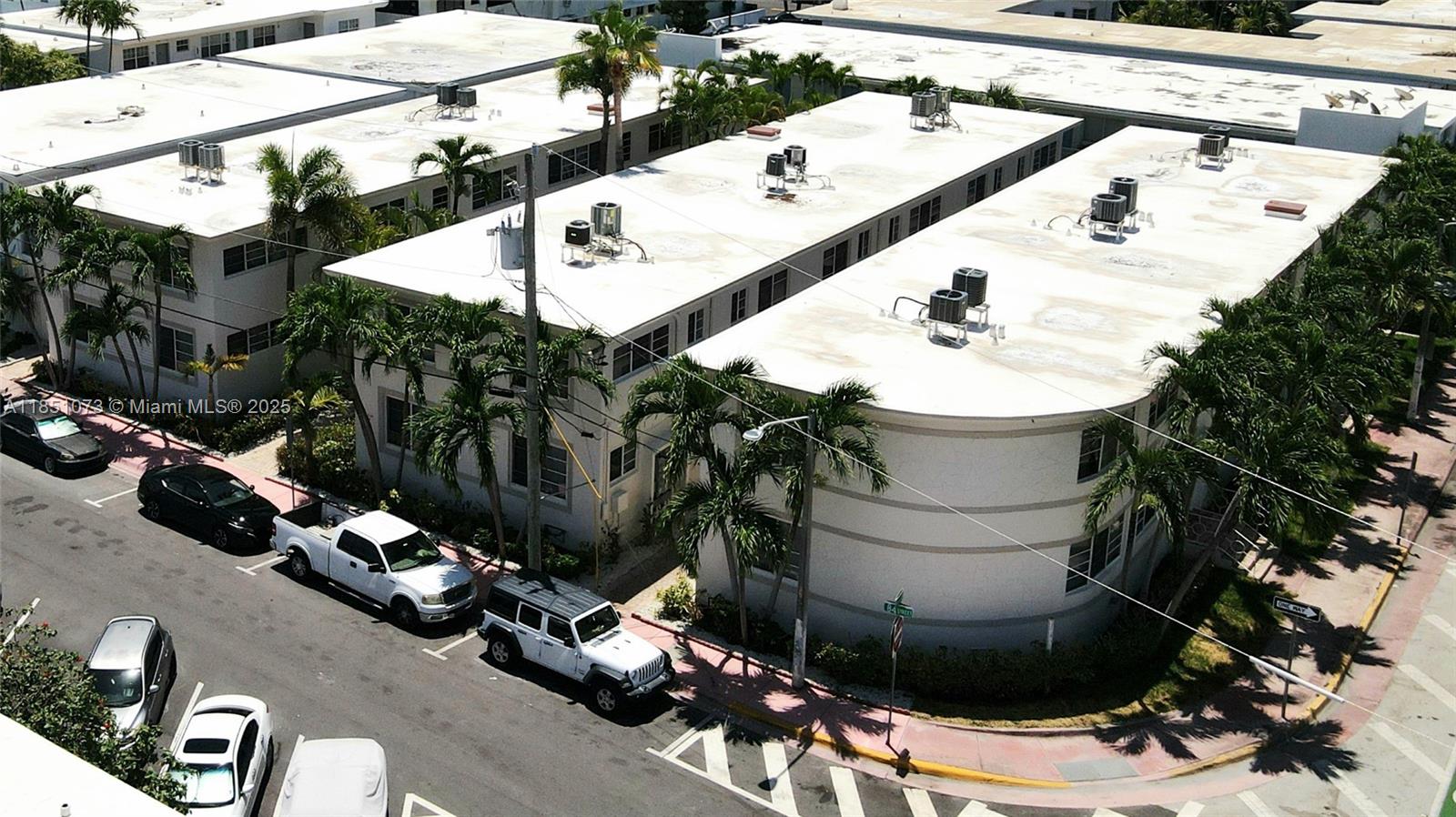 RITZ ROYAL PALM CONDO - Residential Lease