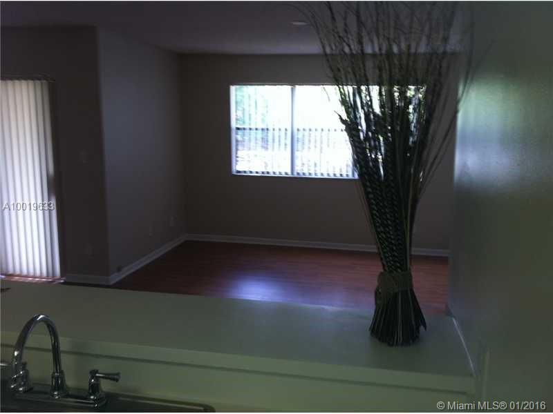 Hollywood Parc Condo - Residential Lease