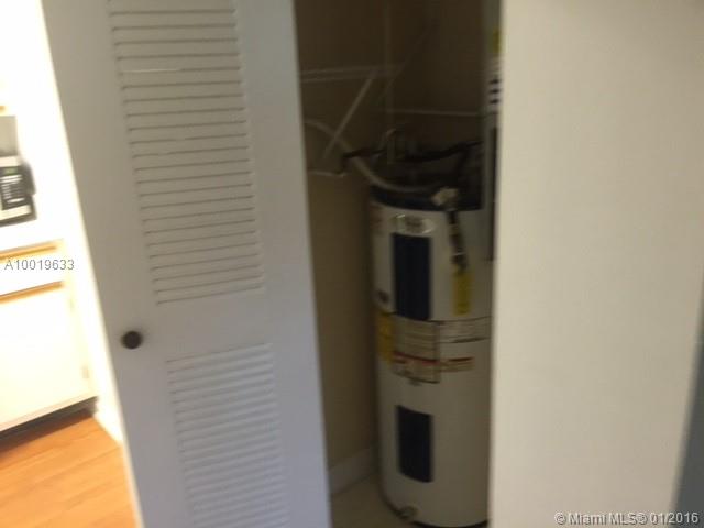 Hollywood Parc Condo - Residential Lease