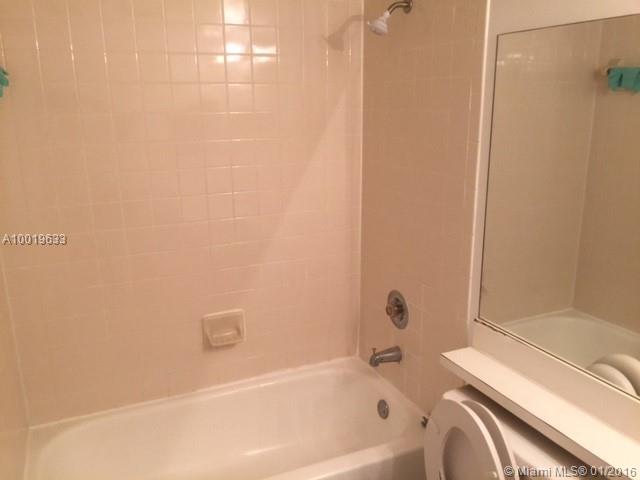 Hollywood Parc Condo - Residential Lease