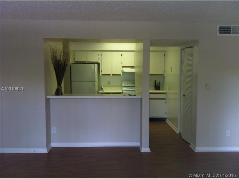 Hollywood Parc Condo - Residential Lease
