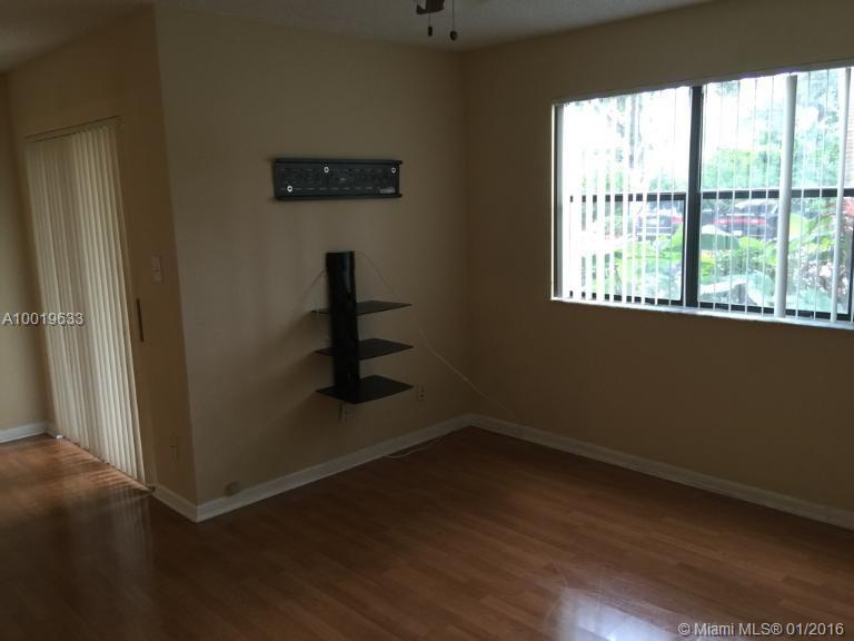 Hollywood Parc Condo - Residential Lease