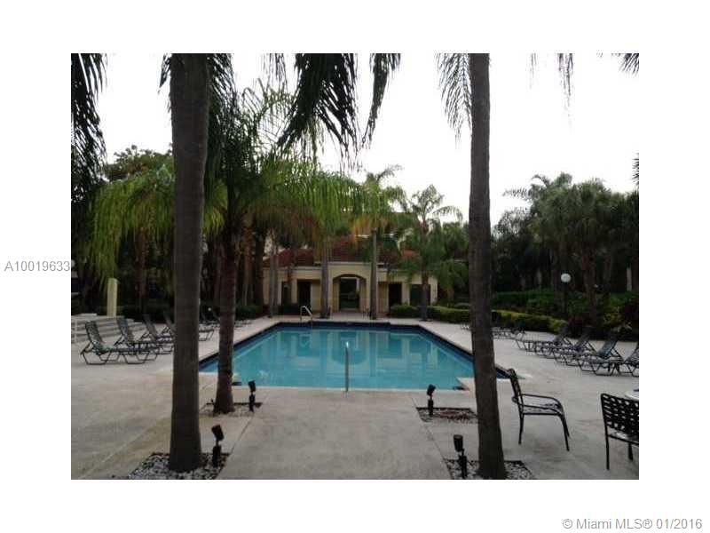 Hollywood Parc Condo - Residential Lease