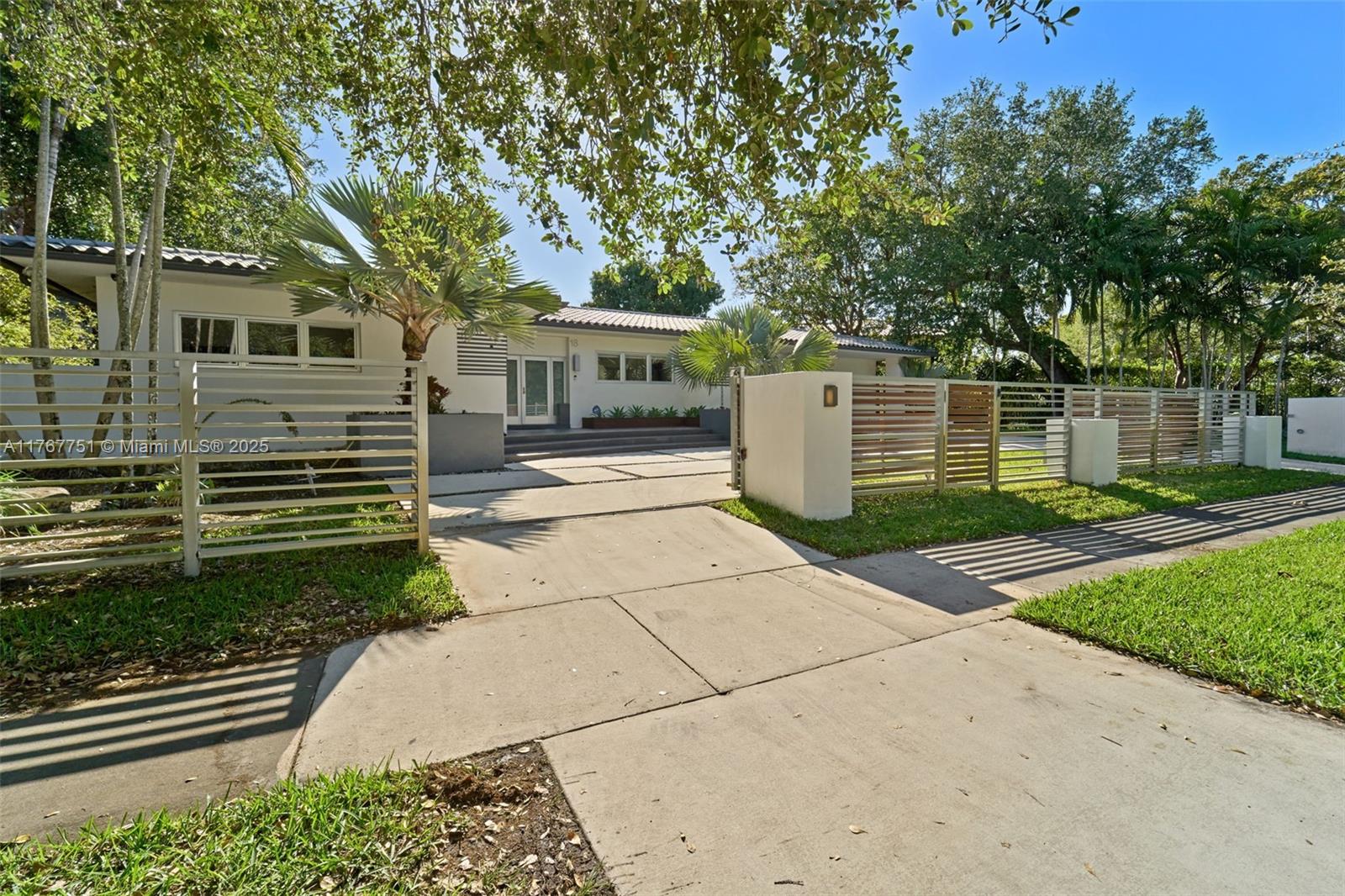 BAY HEIGHTS - Residential Lease