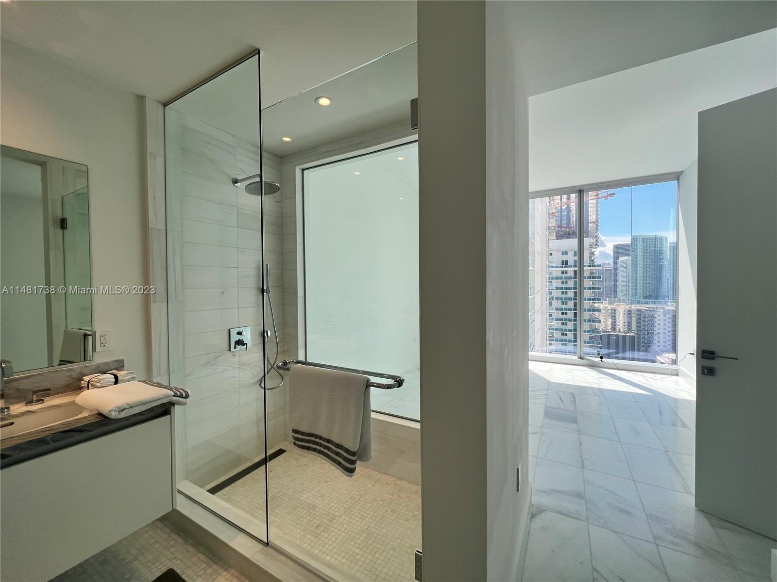 MISSONI BAIA CONDOMINIUM - Residential Lease