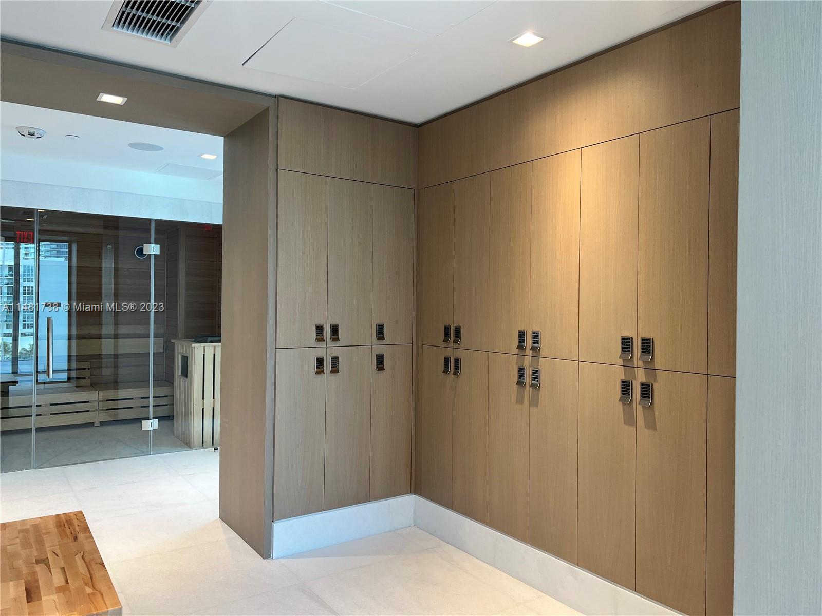 MISSONI BAIA CONDOMINIUM - Residential Lease