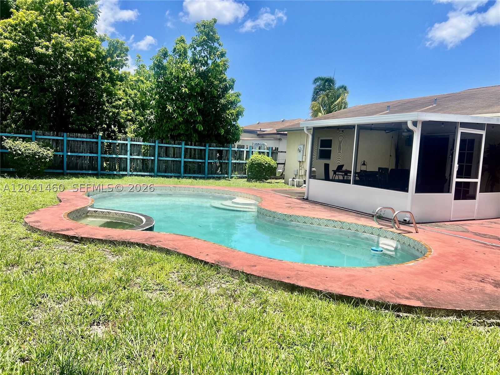 326 SW 79th Way