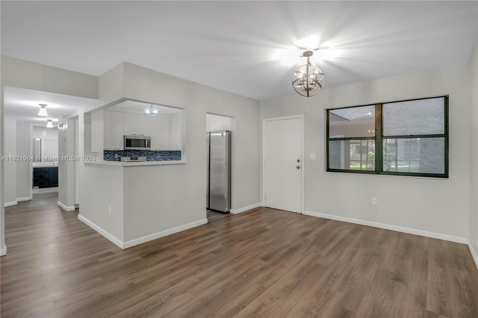 SUMMERTREE VILG CALIF CL - Residential