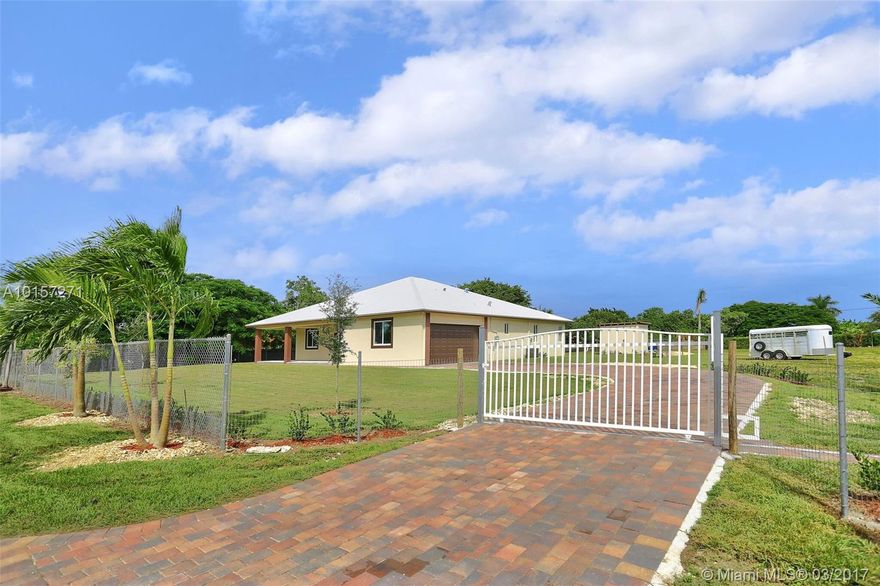 THIS IMPRESSIVE NEW-CONSTRUCTION HOME IN REDLAND BUILT TO ULTRA STANDARDS. THIS HOME IS FOR THOSE WHO APPRECIATE QUALITY CONSTRUCTION WITH LOTS OF EXPERIENCE & THOUGHT USED THROUGHOUT. IT HAS 4 BEDS/3 BATHS, GOURMET KITCHEN EQUIPPPED WITH TOP OF THE LINE APPOINTMENTS. HUGE QUARTZ KITCHEN ISLAND, WIRED FOR EVERYTHING, METAL ROOF, IMPACT WINDOWS AND DOORS, OPEN FLOOR PLAN, LED LIGHTING EVERYWHERE. 3,125 SQ/FT HOME ON 1.25 ACRES (54,450 ST/FT) AND BRING YOUR HORSE!