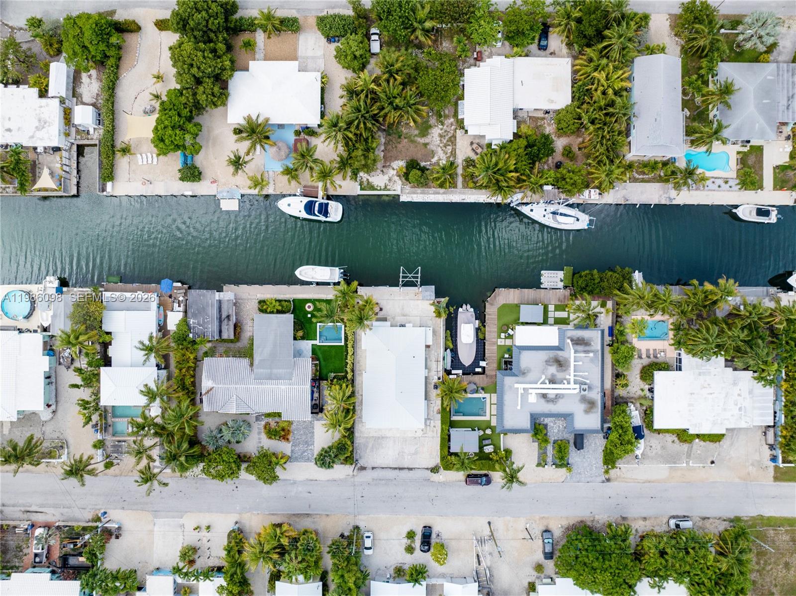 Country Club (Sombrero Blv - Residential