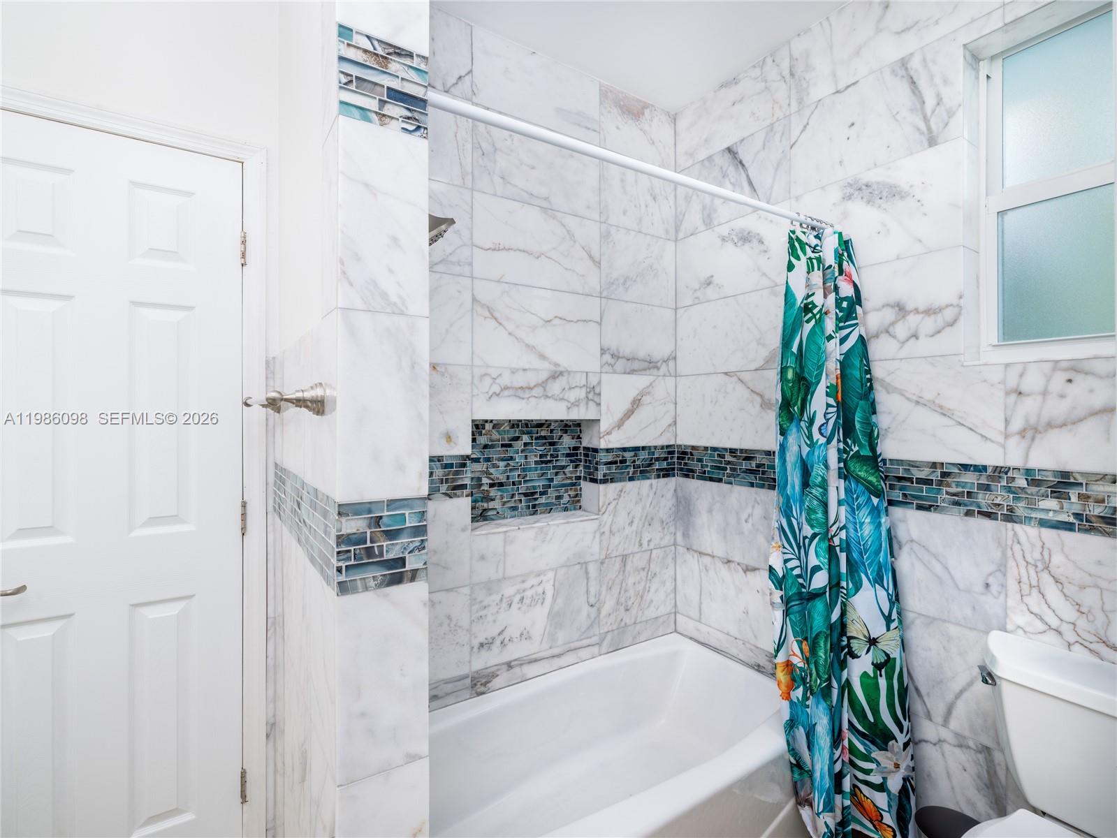 Country Club (Sombrero Blv - Residential